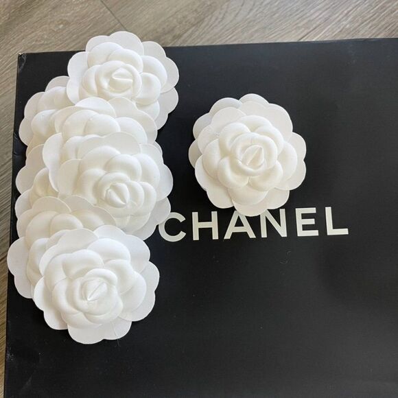 Chanel Camellia Flower Bundle - New - Picture 2 of 5